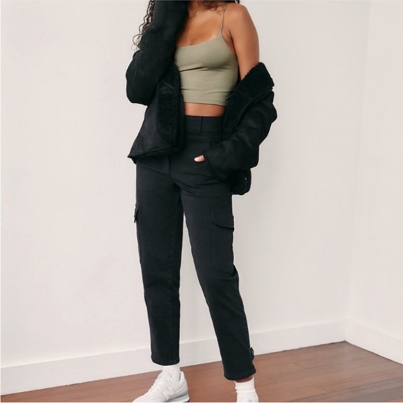 Aritzia Wilfred Modern Cargo Jeans - Picture 2 of 5